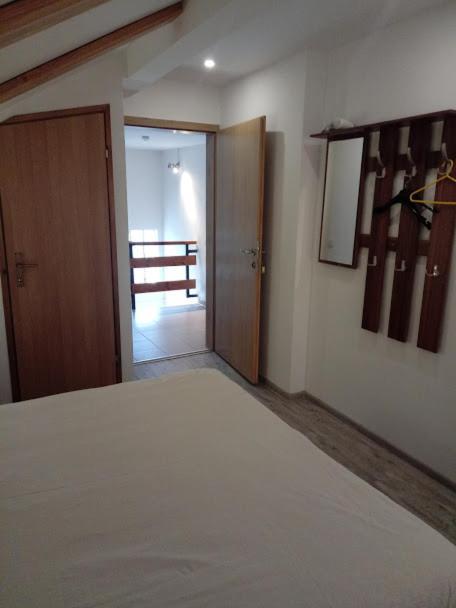 Guesthouse Marton Jezerce Exteriér fotografie