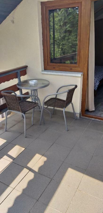 Guesthouse Marton Jezerce Exteriér fotografie