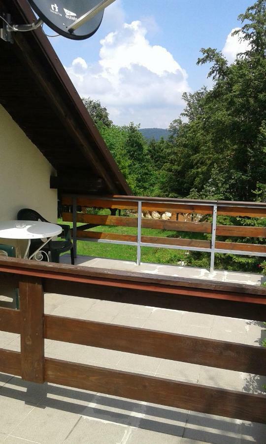 Guesthouse Marton Jezerce Exteriér fotografie