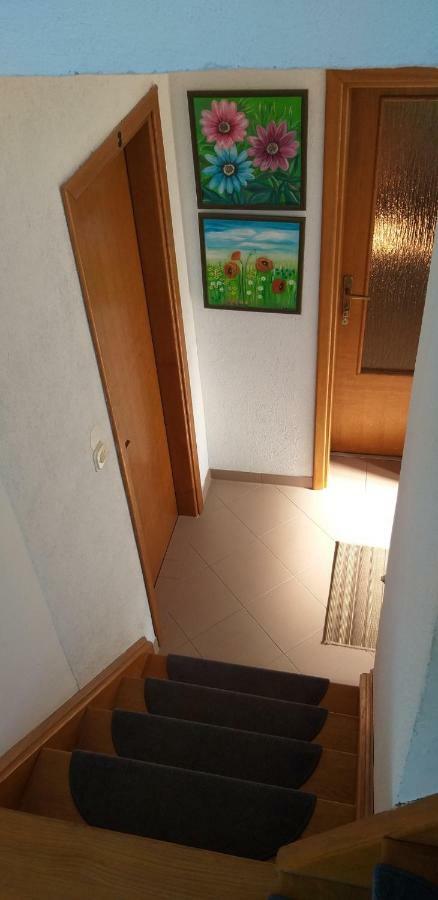 Guesthouse Marton Jezerce Exteriér fotografie
