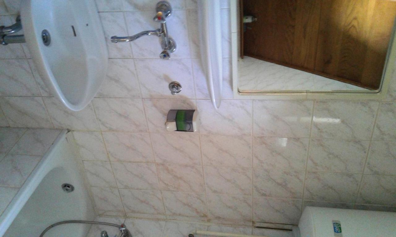 Guesthouse Marton Jezerce Pokoj fotografie